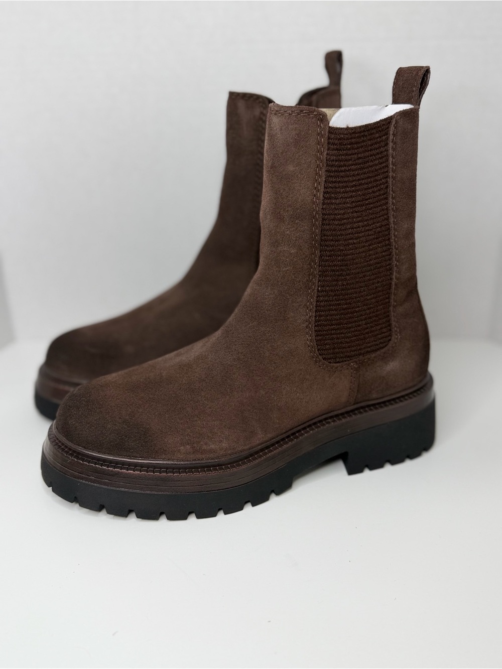 Steve Madden Womens Blitzen Lug Sole Chelsea Booties